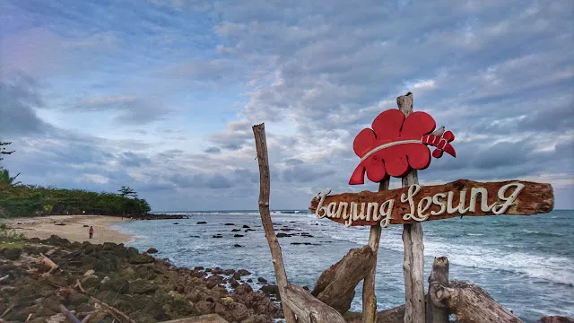 Tanjung Lesung, Wisata Pantai Berpasir Putih di Banten